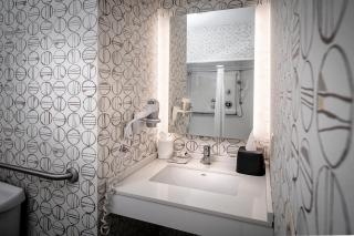 Holiday Inn Hotel & Suites Beckley by IHG - Beckley - 5