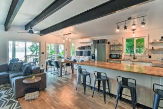Dreamy Wooded Cabin with Private Beach and Kayaks! - Olympia - 8