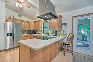 Waterfront Inglis Getaway about 5 Mi to the Gulf! - Yankeetown - 2