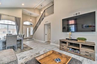 Peoria Oasis with Saltwater Pool and Putting Green! - Peoria - 4