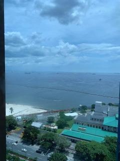 Grand Riviera Suites Comfy Condo near US Embassy Manila Bay Roxas Blvd Ermita Manila - Manila - 3