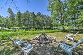 Atlanta Waterfront Cabin with Dock and Kayaks! - - 9