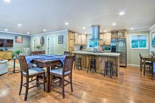 Coos Bay Retreat Less Than 2 Mi to Marina and Casino! - Coos Bay - 2