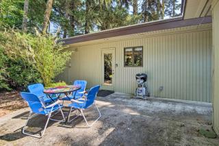 Coos Bay Cottage with Fireplace and BBQ Patio! - Coos Bay - 8