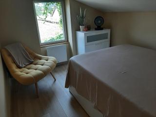 Logement Confortable dans résidence privée à Amplepuis - 3