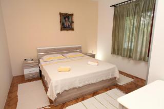 Apartments with a parking space Kastel Kambelovac, Kastela - 14084 - 4