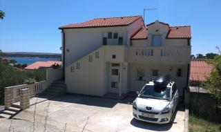 Apartments with parking space Banjol, Rab - 14134 - 3