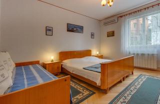 Apartments by the sea Mali Losinj (Losinj) - 14166 - Mali Lošinj - 3