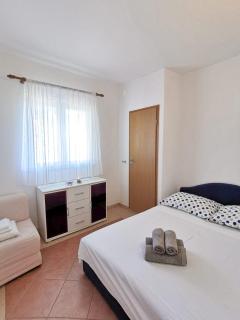Apartments by the sea Mimice, Omis - 14230 - Mimice - 1