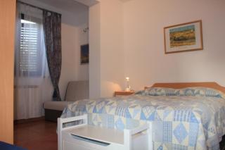 Apartments by the sea Novigrad - 14296 - 2