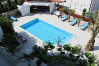 Family friendly apartments with a swimming pool Novalja, Pag - 14396 - Novalja - 3