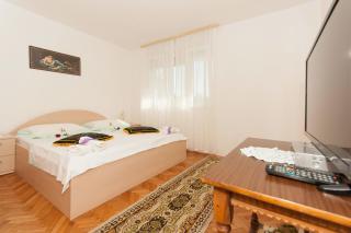 Apartments with a parking space Omis - 14422 - Omiš - 3