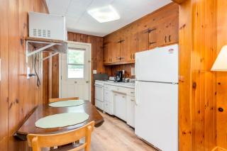 Lakeview Cottage - Unit 305 - 1