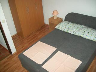 Apartments with a parking space Starigrad, Paklenica - 14507 - 1