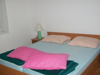 Apartments with a parking space Starigrad, Paklenica - 14507 - 2