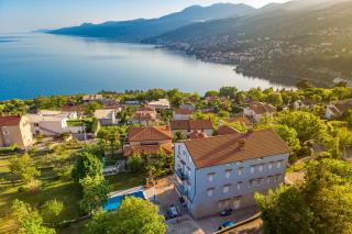 Family-friendly apartments with swimming pool Rijeka - 14294 - 9