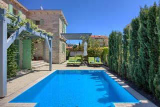 Luxury villa with a swimming pool Liznjan, Medulin - 16329 - 4