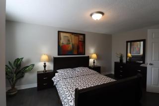 3-bedroom Home in Mississauga - Mississauga - 1