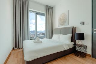 SOPHIA'S HOME - CITY and HILL VIEW 3BR at 218 Tropicana Macalister with Netflix & TV Box - George Town - 4