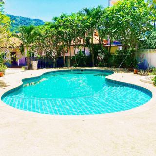 At Lamai Resort - 1