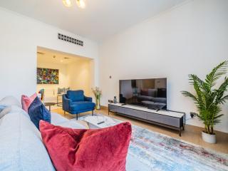 Colorful Apartment near Dubai Mall with Balcony - Dubai - 3
