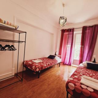 Mini Hostel in Lisbon - Lisbona - 8