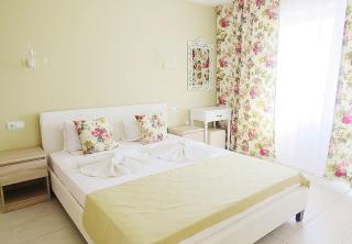 Family Hotel Sofi - Sosopol - 6