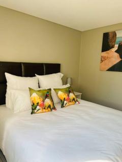 Stunning 2 Bedroom unit,with unlimited Wi-Fi. - Johannesburg - 6