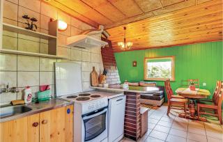 1 Bedroom Gorgeous Home In Mscice - Mścice - 7