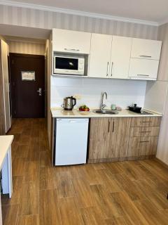 Beach Tower Sunshine Apartments - Batumi - 3