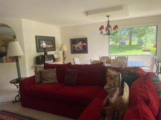 3B Terrace next to creek Unbeatable location - 6