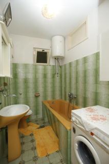 Apartments with parking space Supetar, Brac - 16699 - 2