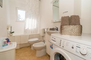 Apartments by the sea Necujam, Solta - 16727 - Grohote - 1