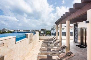 OneBR w Balcony or Small Studio in Playa del Carmen, BBQ, Pool Infinite, Whirlpool, AC, TV Smart, 200mb - 5