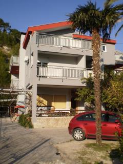 Apartments by the sea Duce, Omis - 16877 - Dugi Rat - 0