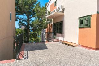Apartments by the sea Brela, Makarska - 16950 - Brela - 5