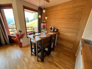 Appartement lumineux 2 étoiles avec balcon, parking couvert aux Gets - FR-1-598-107 - 0
