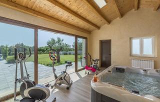 Luxury villa with a swimming pool Vodnjan, Fazana - 16867 - 2