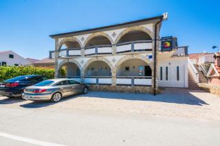 Apartments with a parking space Vir - 18540 - Vir - 4