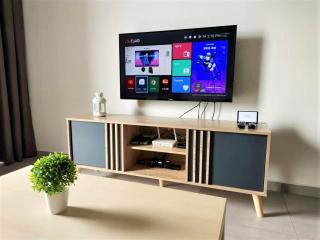 Lovely 2R2B Infinity Pool Wifi Quartz Residence - Malakka - 4