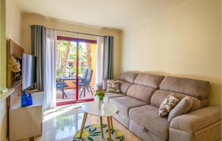 Amazing Apartment In Los Alcázares - 8