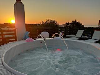 Villa Yacht Prive Jaccouzi and Pool - 2