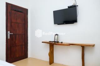 Sahabat Pantai Guest House Mitra RedDoorz - Tanjungbinga - 7