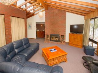 Derwent Retreat - Austins Ferry - 1