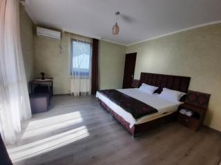 west door - Mtskheta - 2