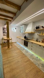 Luxury Home Beachfront - Golem - 7