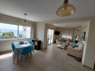 Apartamento frente al mar en la Torrecilla - Nerja - 2