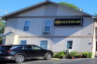 FIRST WESTERN INN - Caseyville - 6