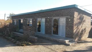 Onze Rust Guest House and caravanpark - 2