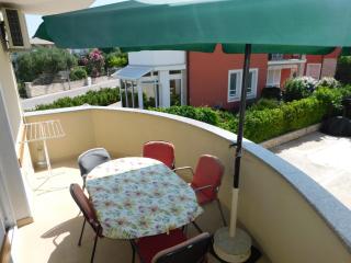 Apartmani Grubelić - komforan novi apartman - Tribunj - 1